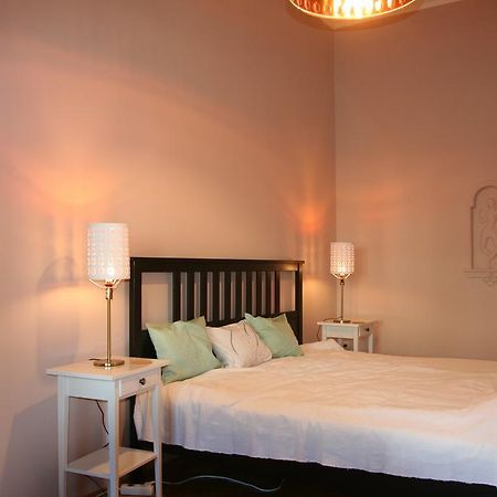 Diamonds Apartment With 2 Rooms Near Guzsdu Udvar Budapest Exterior photo